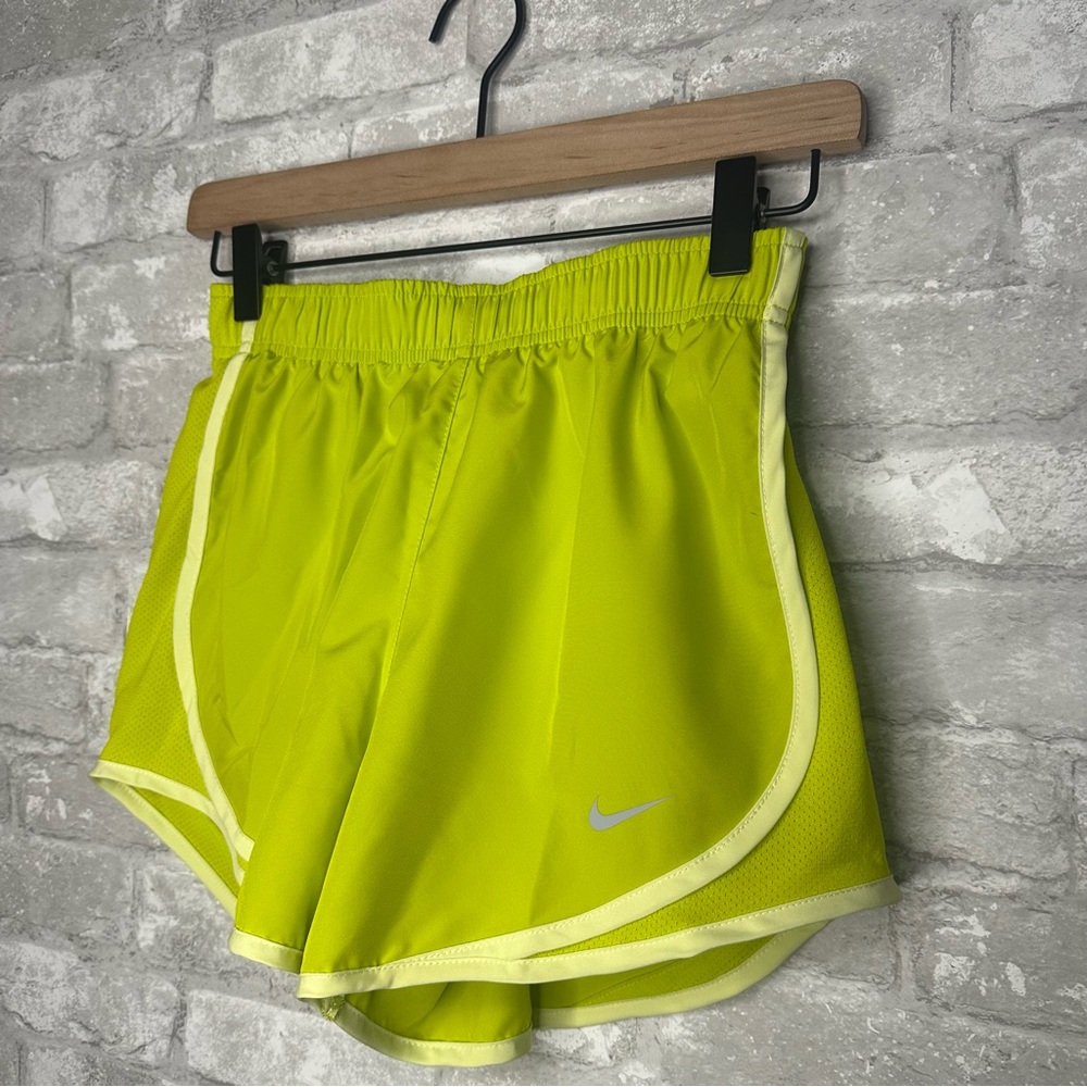 Nike Women's Dri-FIT Tempo Mid-Rise Brief-Lined Running Shorts NWOT Size XS - Picture 3 of 15